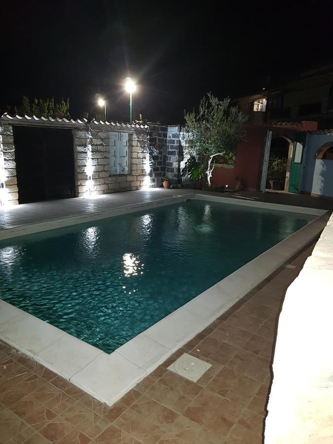 サンタ・ヴェネリーナ Original Sicily Houseヴィラ エクステリア 写真