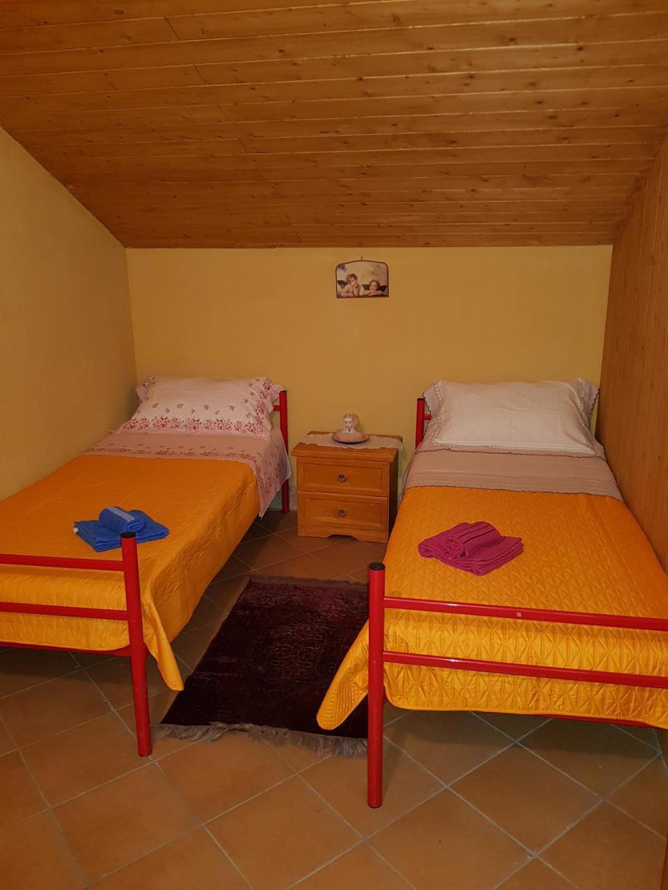 サンタ・ヴェネリーナ Original Sicily Houseヴィラ エクステリア 写真