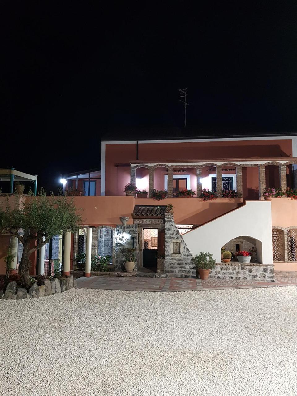 サンタ・ヴェネリーナ Original Sicily Houseヴィラ エクステリア 写真