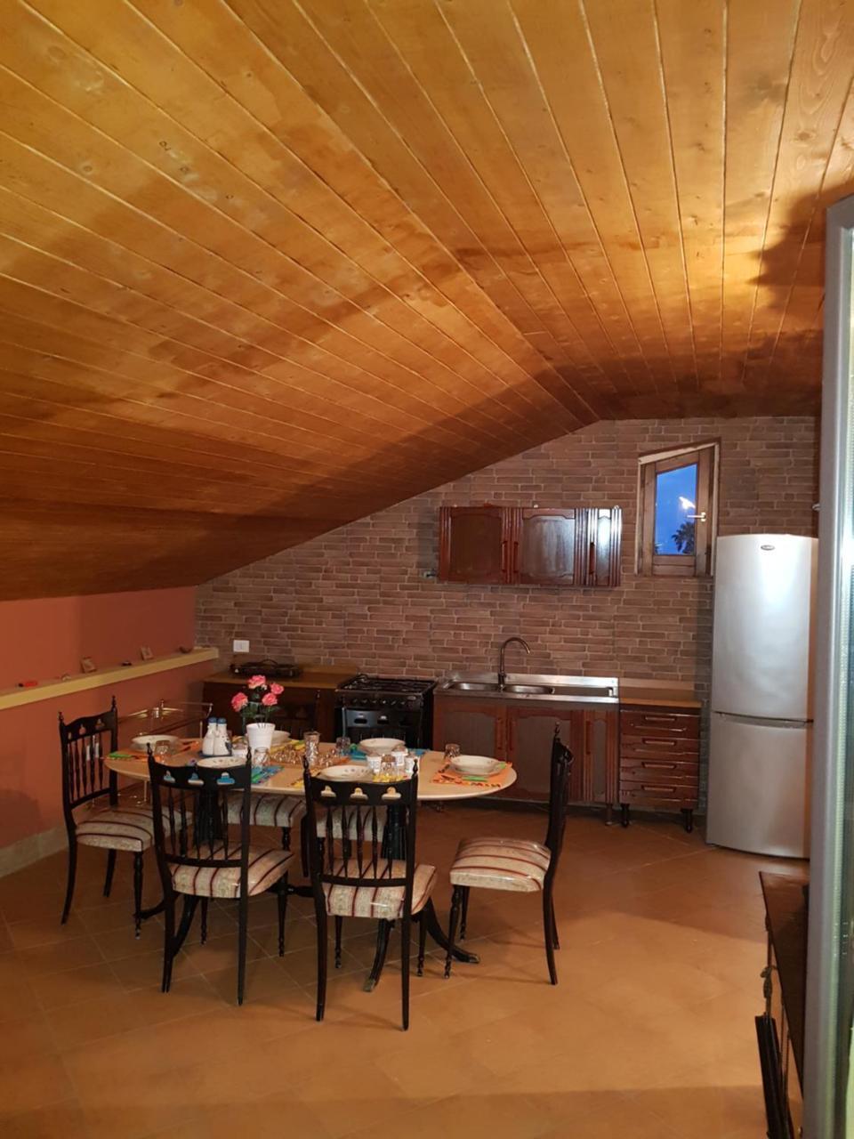 サンタ・ヴェネリーナ Original Sicily Houseヴィラ エクステリア 写真