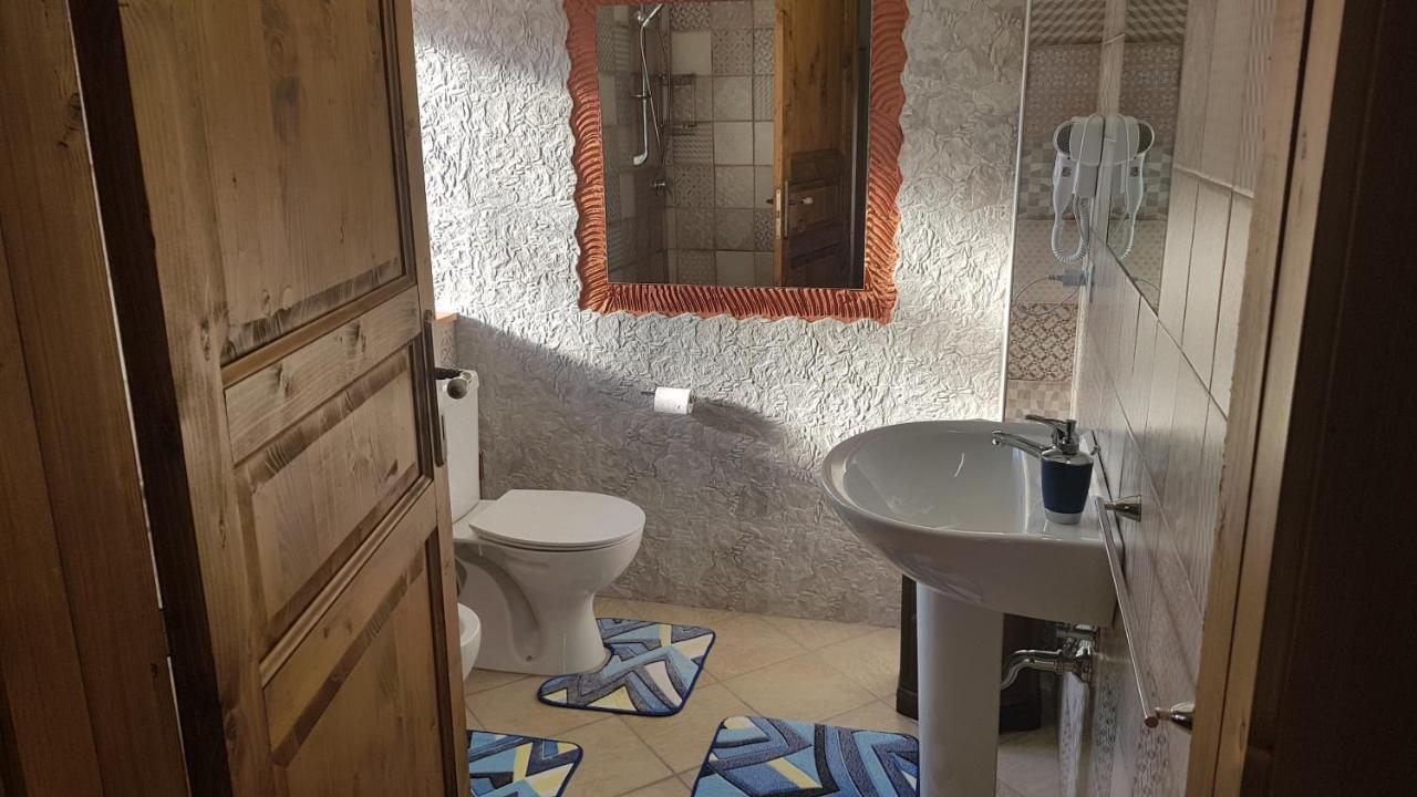 サンタ・ヴェネリーナ Original Sicily Houseヴィラ 部屋 写真