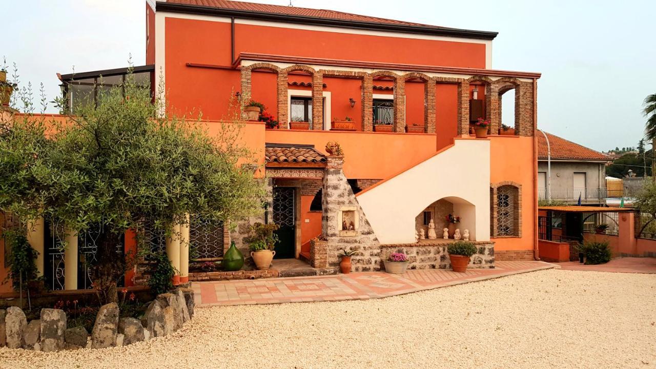 サンタ・ヴェネリーナ Original Sicily Houseヴィラ エクステリア 写真